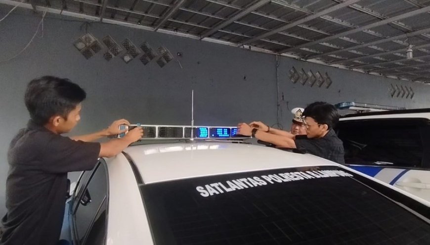 Kaca Film Tutup Lampu Rotator Mobil Polisi: Respons Kapolri terhadap Kritikan Sujiwo Tejo