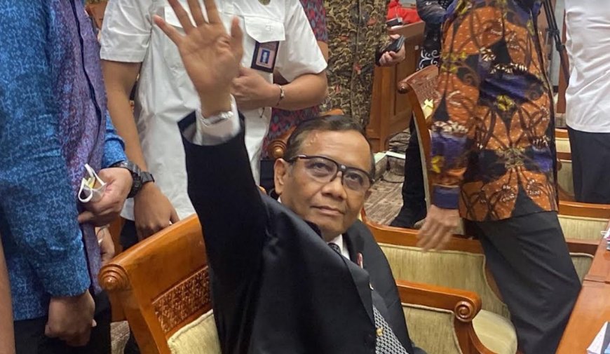 Mahfud MD Resmi Mundur dari Kabinet: Surat Pengunduran Diri Diserahkan ke Presiden Jokowi Besok