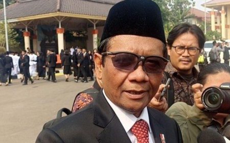 Mahfud MD Bongkar Alasan Menolak Tawaran Cawapres dari Anies: Ancaman Keluar dari Demokrat Menghambat Langkah