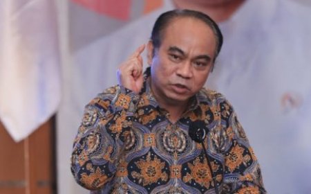Kontroversi Butet Kartaredjasa vs. Projo: Budi Arie Klaim Projo Sudah Terkenal, Tidak Perlu Pansos