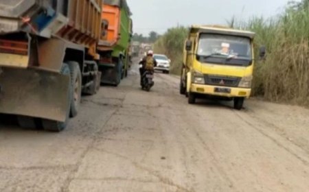 Kementerian PUPR Siapkan Solusi Perbaikan 'Jalur Neraka' Parung Panjang: Strategi Terang Benderang Menuju Keselamatan Lalu Lintas