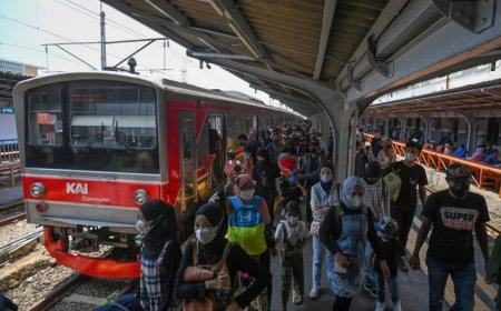 PT KCI Pilih Impor KRL China: Keputusan Strategis untuk Kemajuan Transportasi Publik di Indonesia