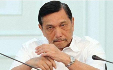Menko Marves Luhut Bantah Tudingan Ganjar, Tegaskan Keterlibatan Politik Tanpa Mencla-mencle
