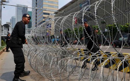 Demonstrasi Massa Relawan Ganjar Pranowo-Mahfud MD di Jakarta: 1.978 Polisi Siaga Mengamankan Aksi