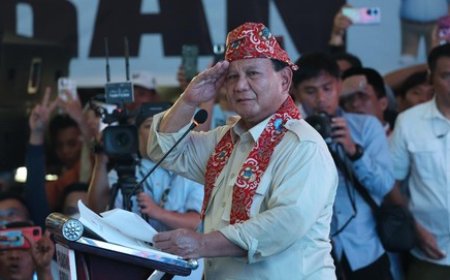 Prabowo Subianto Raih Kenaikan Pangkat Jenderal Bintang Empat