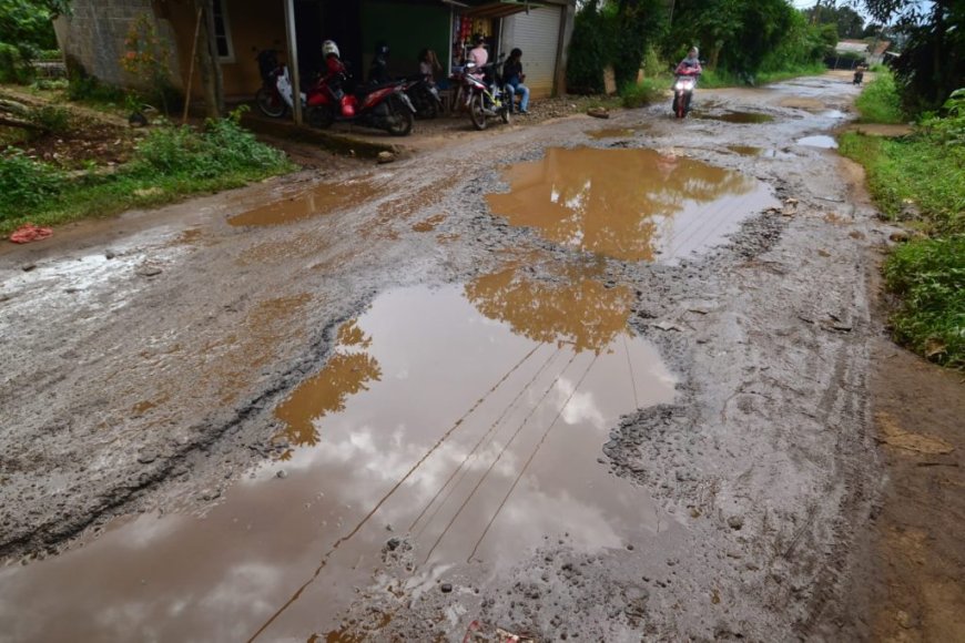 Kementerian PUPR Ungkap Rencana Perbaikan 'Jalur Neraka' Parung Panjang: Upaya Holistik untuk Keselamatan dan Kesejahteraan