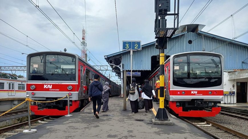 Kereta Commuter Indonesia (KCI) Ungkap Alasan Strategis Pilih Impor KRL dari China