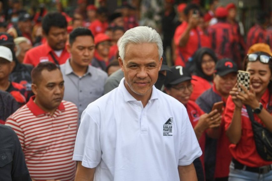 Ganjar Pranowo Dorong Relawan Ungkap Kecurangan Pemilu 2024 di Jatim