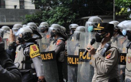 Demo Kecurangan Pemilu: Ribuan Aparat Siaga Kawal Penolakan Hasil Pemilu di DPR