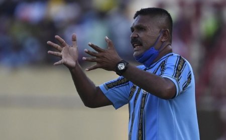 Pesan Eduard Ivakdalam Mengenai Naturalisasi Pemain dan Pembangunan Sepak Bola Lokal