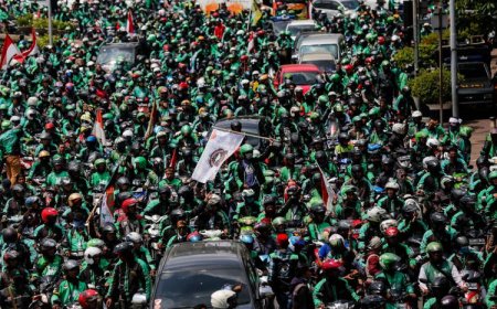 Ultimatum Serikat Driver Ojol kepada Gojek dan Grab Mengenai Jatah THR