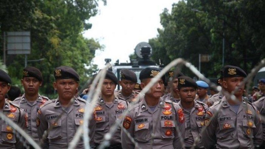 3.929 Aparat Gabungan Jaga Demo di Depan DPR Hari Ini